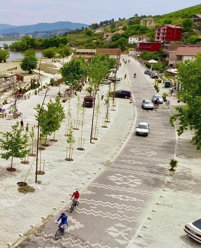 Hotel Restaurant Univers Shkoder Exterior photo